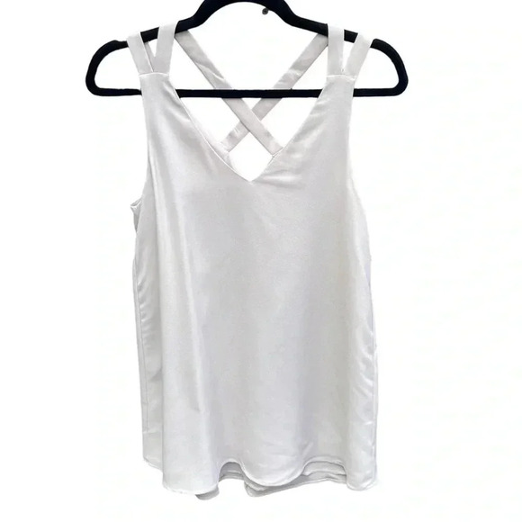 River Island Cream Sleeveless Blouse - Picture 1 of 7